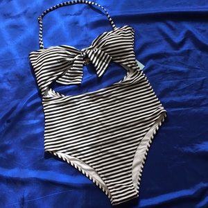NEW swimsuit